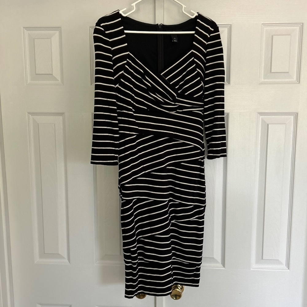 Women’s sheath dress